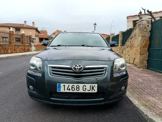 Toyota Avensis 2008