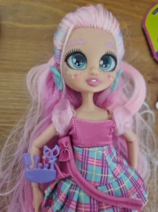 Muñeca Giselle con accesorios