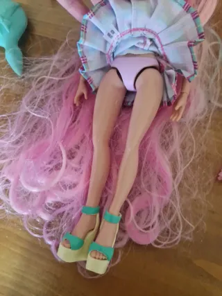 Muñeca Giselle con accesorios