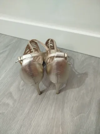 Sandalias doradas tacón 10cm