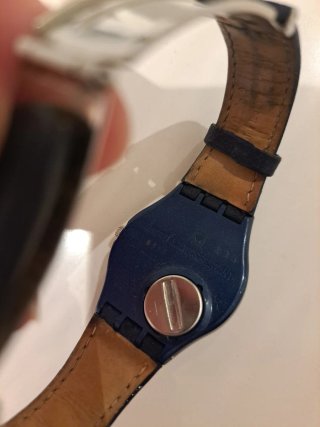 Conjunto de 3 relojes, dos Swatch y un Paul Versan