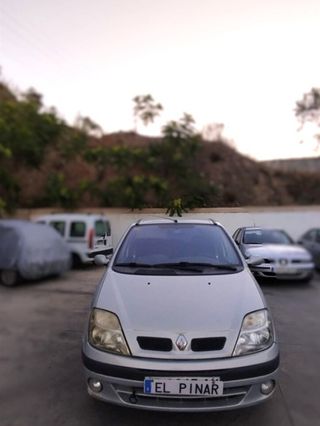 Faro izquierdo 7700432098 renault scenic 1.9 99697