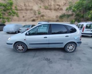 Faro izquierdo 7700432098 renault scenic 1.9 99697