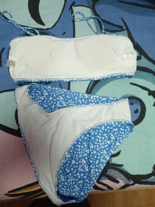 Bikini floral azul talla M
