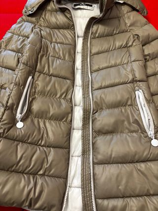 Piumino donna marrone/oro