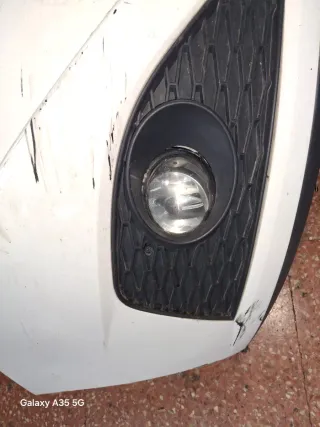 Paragolpes Seat Ibiza Blanco Año 2012