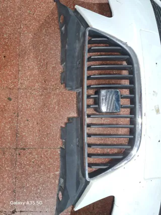 Paragolpes Seat Ibiza Blanco Año 2012