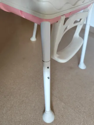 Trona para bebé color rosa y beige