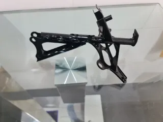 Araña inferior Honda CBR 900RR sc28