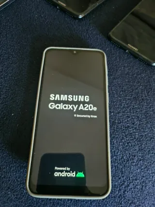 Samsung A20e