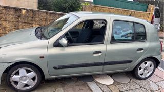 Renault Clio 2001
