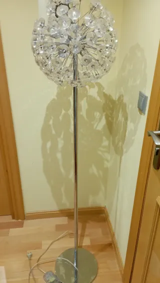 Lámpara moderna cristal y metal