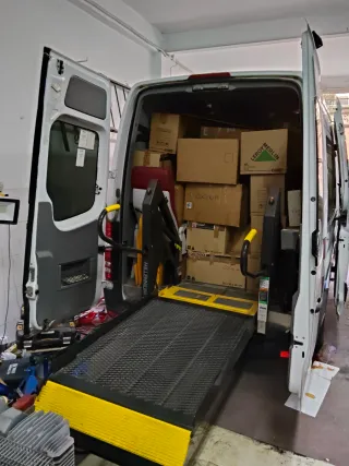 Portes, traslados, viajes, mudanzas