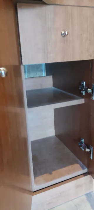 Mueble de baño madera y porcelana