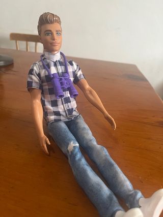 Muñeco Ken va de Camping