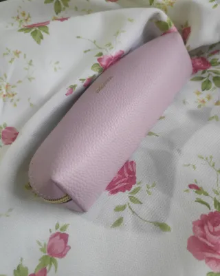 Estuche rosa con cremallera