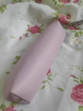 Estuche rosa con cremallera