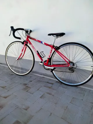 Bicicleta de carretera victoria