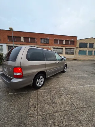 KIA Carnival 2006