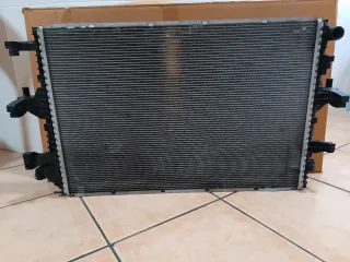Radiador VW T6 7E0 121 253F Original