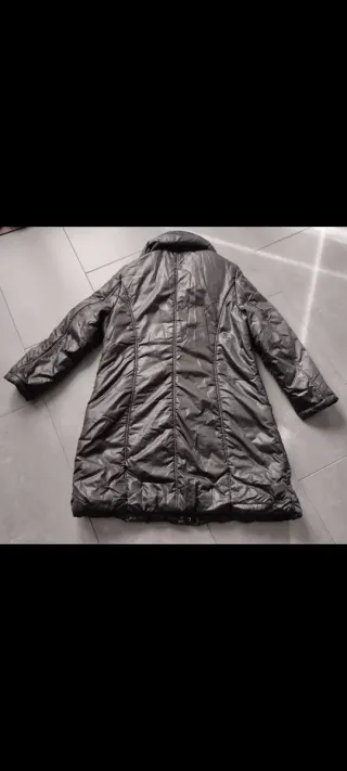 Cazadora larga acolchada impermeable gris 48