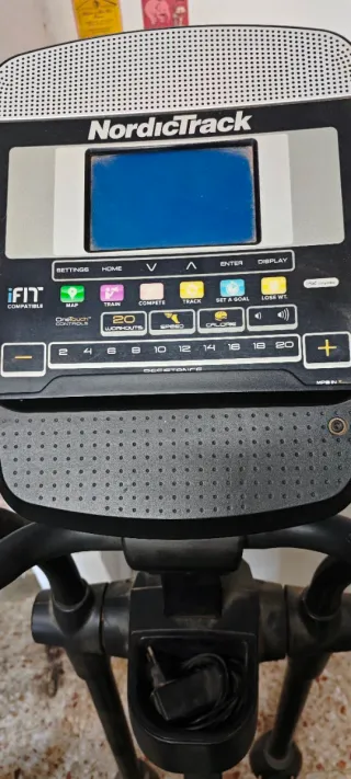 Bicicleta Elíptica NordicTrack iFit Compatible