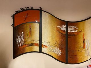 Cuadro de diseño con reloj