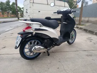 Piaggio Liberty 125 Blanca
