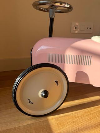 Coche de carreras correpasillos de metal rosa