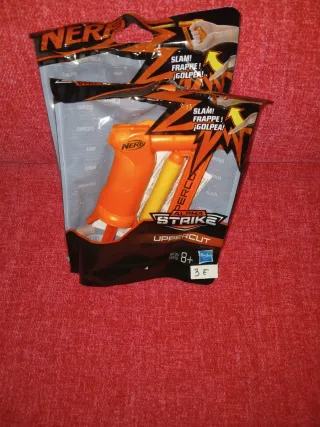 Pistola Nerf Alpha Strike Uppercut