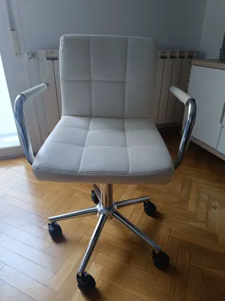 Silla Diseño Giratoria Blanca