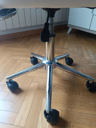 Silla Diseño Giratoria Blanca