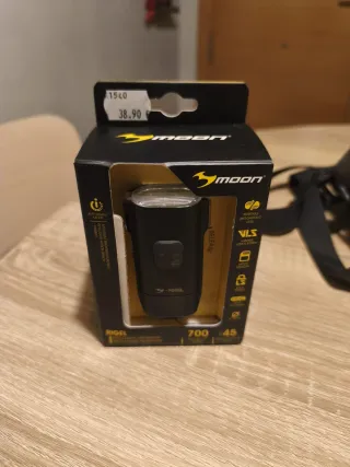 Luz Bicicleta Moon Rigel 700 Lúmenes