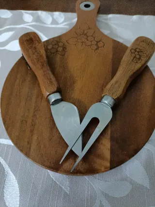 Tagliere Thun in legno e metallo