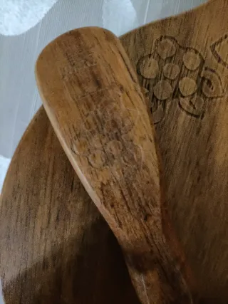 Tagliere Thun in legno e metallo