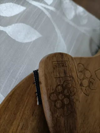 Tagliere Thun in legno e metallo