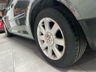 Volkswagen Golf 2003