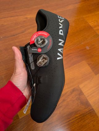 NUEVAS Zapatillas VAN RYSEL RCR talla 43.