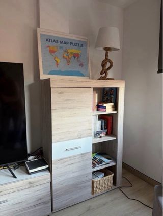 Mueble TV y Vitrina Madera y Cristal