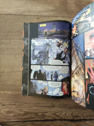 Authority (Grandes Novelas Gráficas de DC)