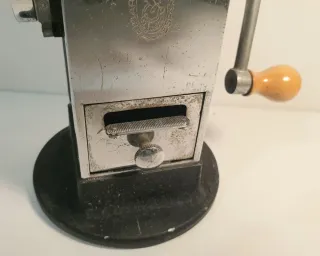 Sacapuntas El Casco Vintage