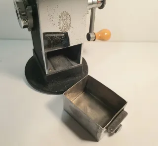 Sacapuntas El Casco Vintage