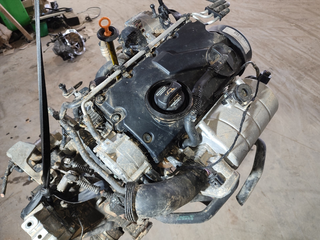 MOTOR COMPLETO VOLKSWAGEN GOLF V BERLINA (1K1) Hi