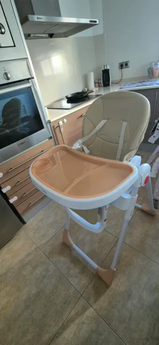 2 Tronas para bebé/niño