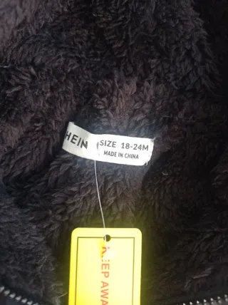 Mono invierno niña flores. Talla 18-24m