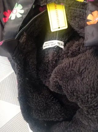 Mono invierno niña flores. Talla 18-24m