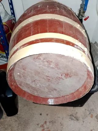 Barril de madera para vino