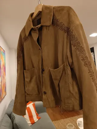 Chaqueta Zara ante con bordado