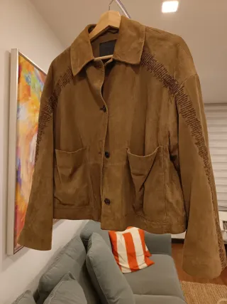 Chaqueta Zara ante con bordado