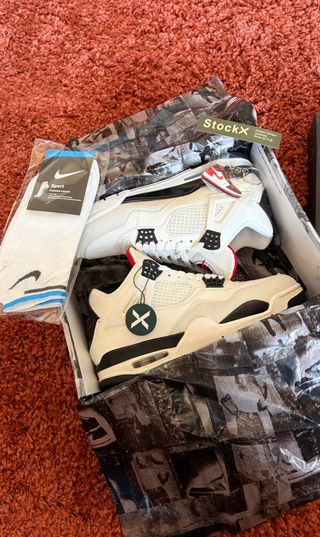 Jordan 4 Flight Club Negras y Blancas - talla 42